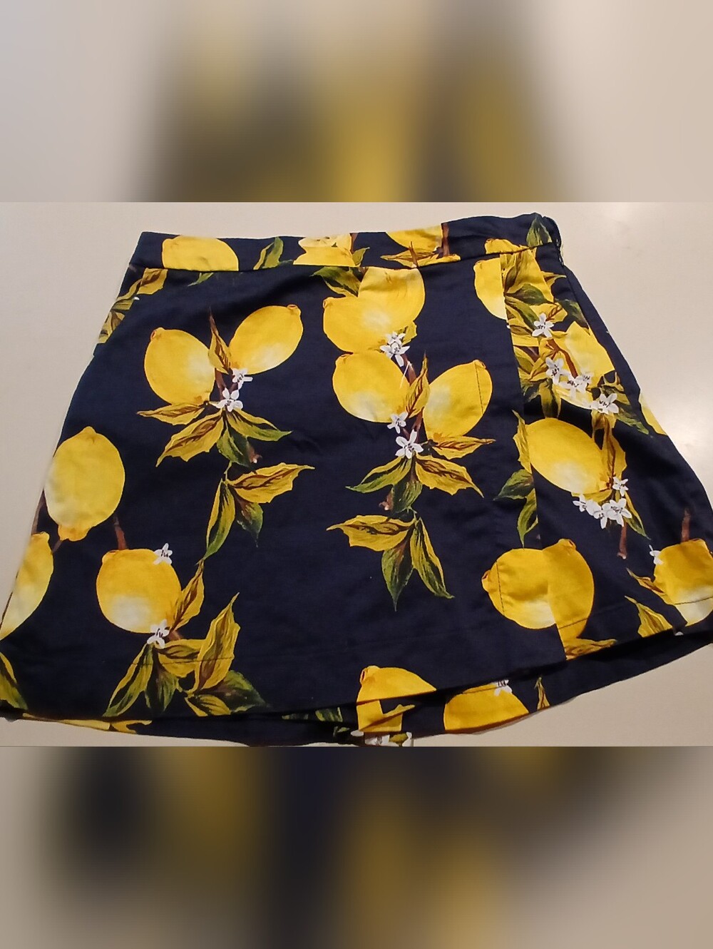 Boston Proper Black Skirt with Yellow Lemon Print